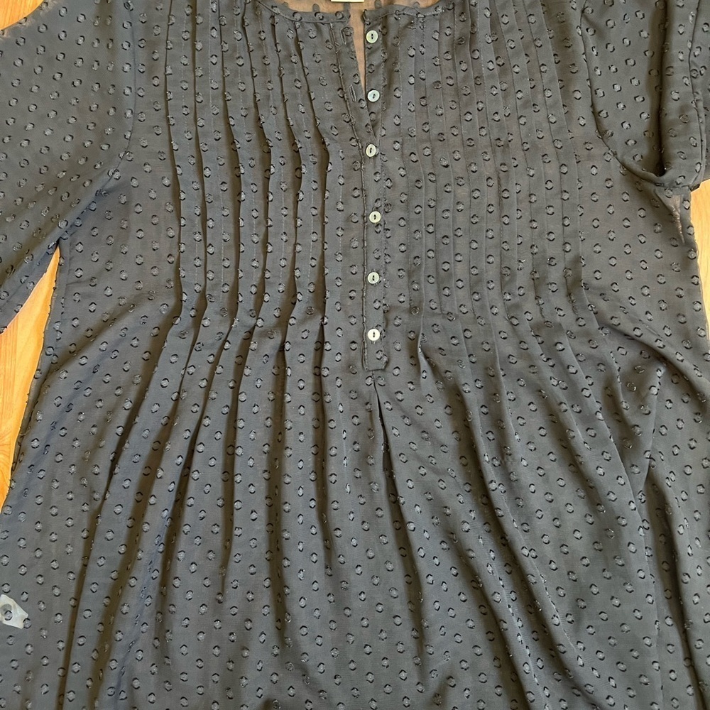 Max Studio Black Polka Dot Sheer Top sz M - Picture 4 of 9
